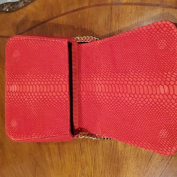 Cashhimi snake embossed suede bag - Picture 10 of 14